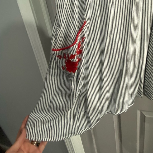 Ariat Summer Dress xl striped with red embroidery NWT - Picture 2 of 5